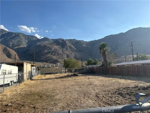 Esperanza Avenue