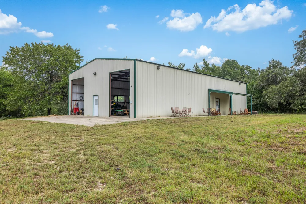 2997 County Road 258 Cameron, TX 76520