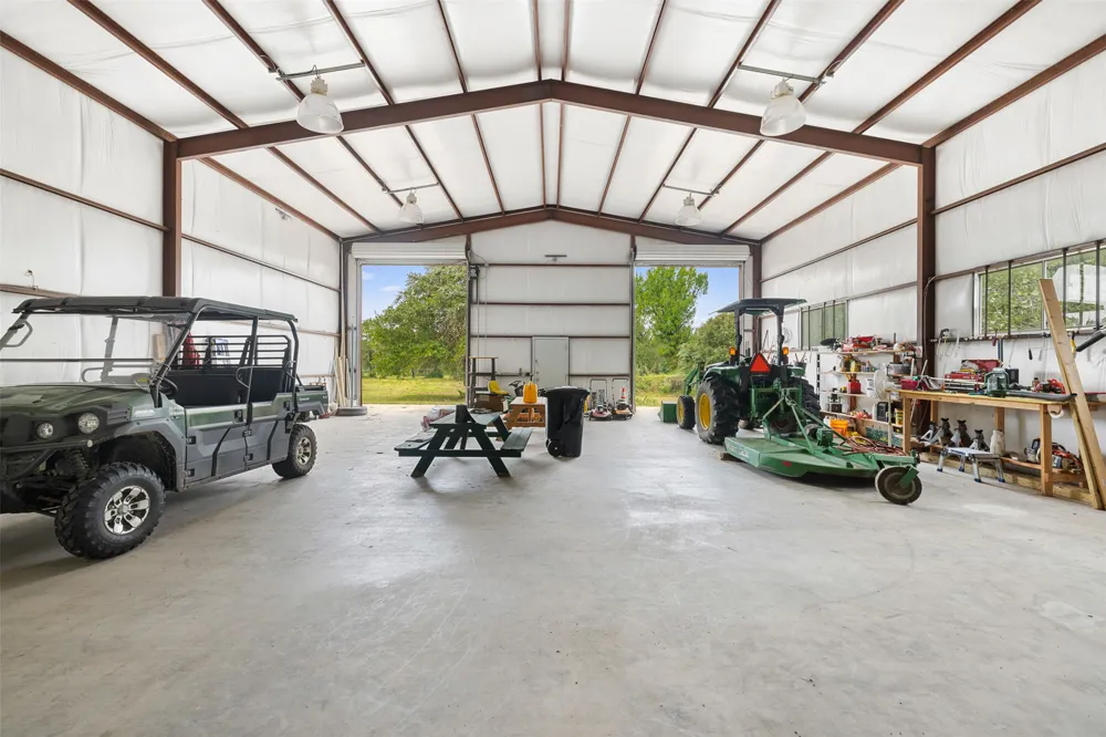 2997 County Road 258 Cameron, TX 76520