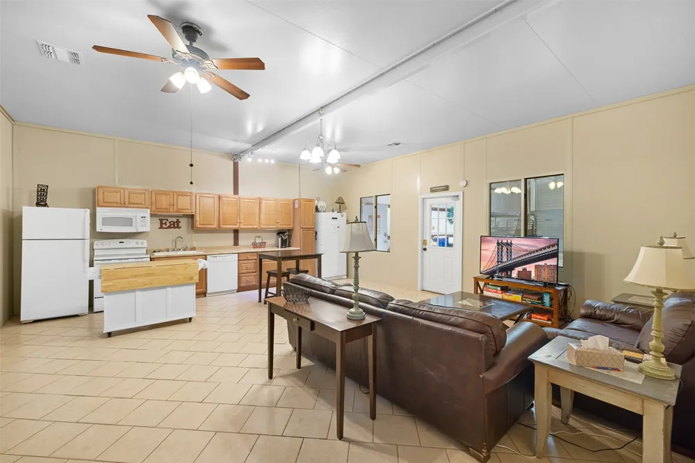 2997 County Road 258 Cameron, TX 76520