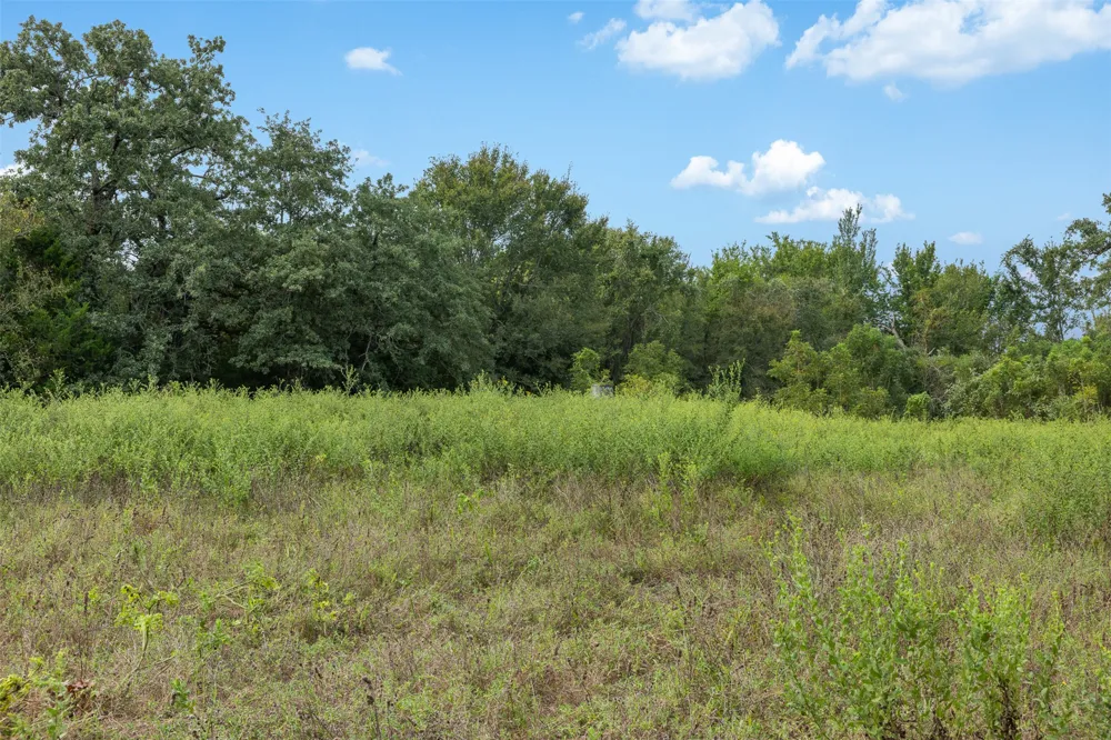 2997 County Road 258 Cameron, TX 76520