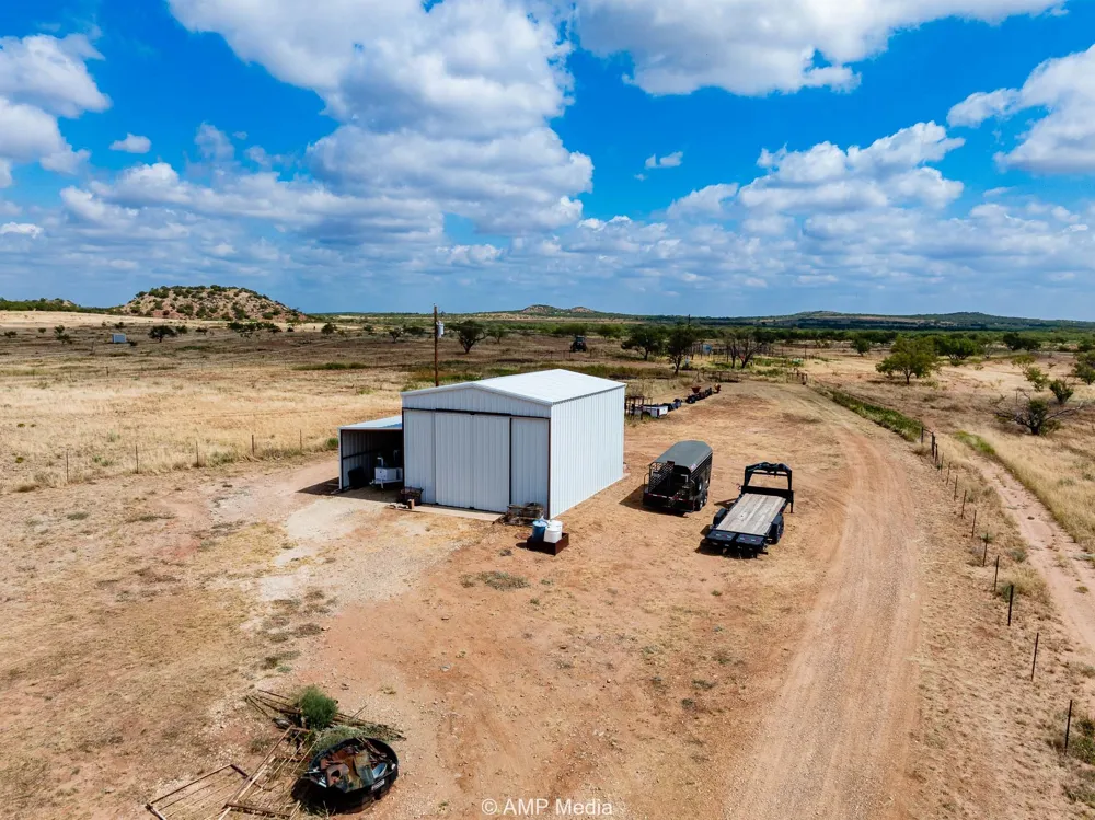 12100 E US Highway 180 Hermleigh, TX 79526