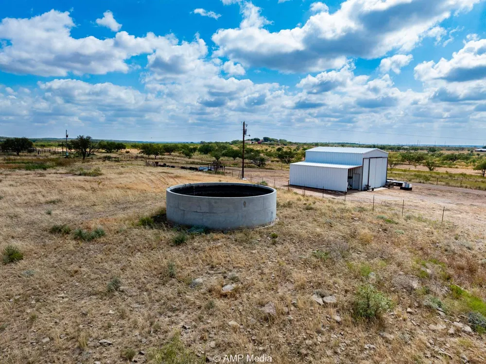 12100 E US Highway 180 Hermleigh, TX 79526