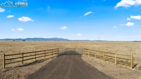 3920 Log Road