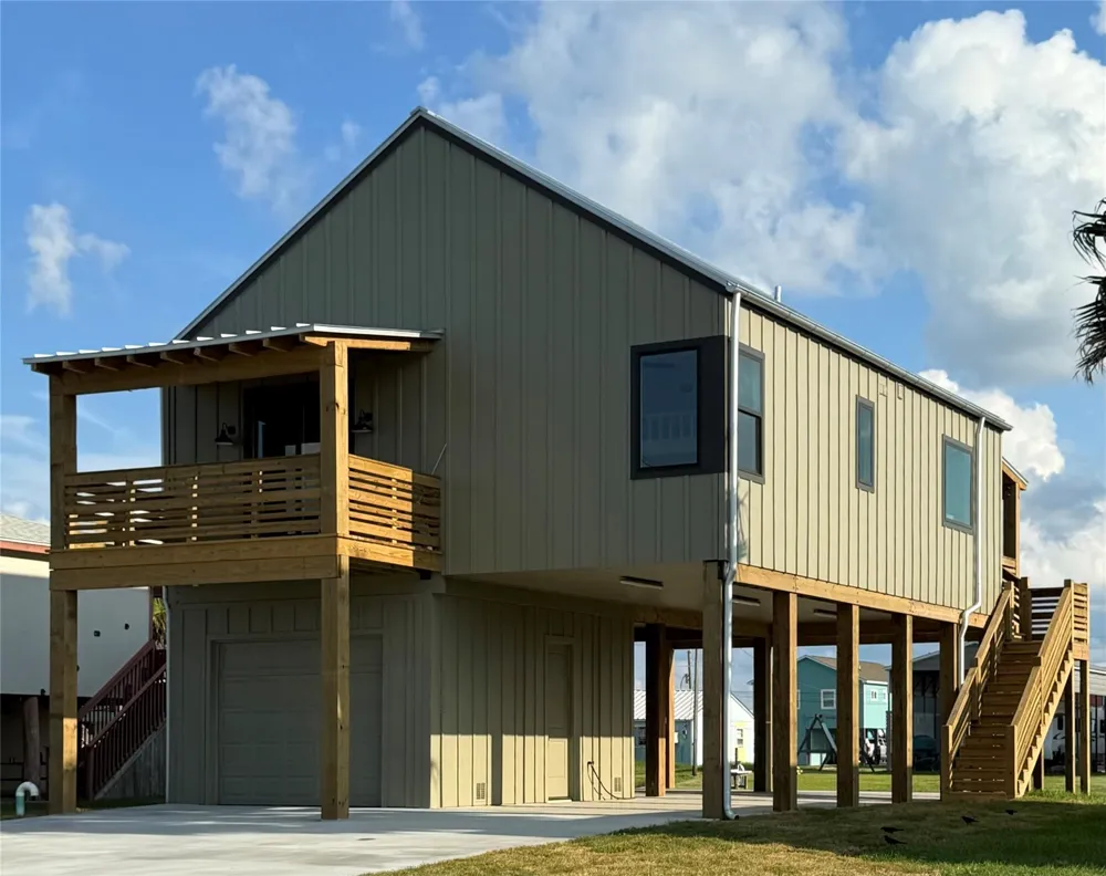 1535 County Road 201 Sargent, TX 77414