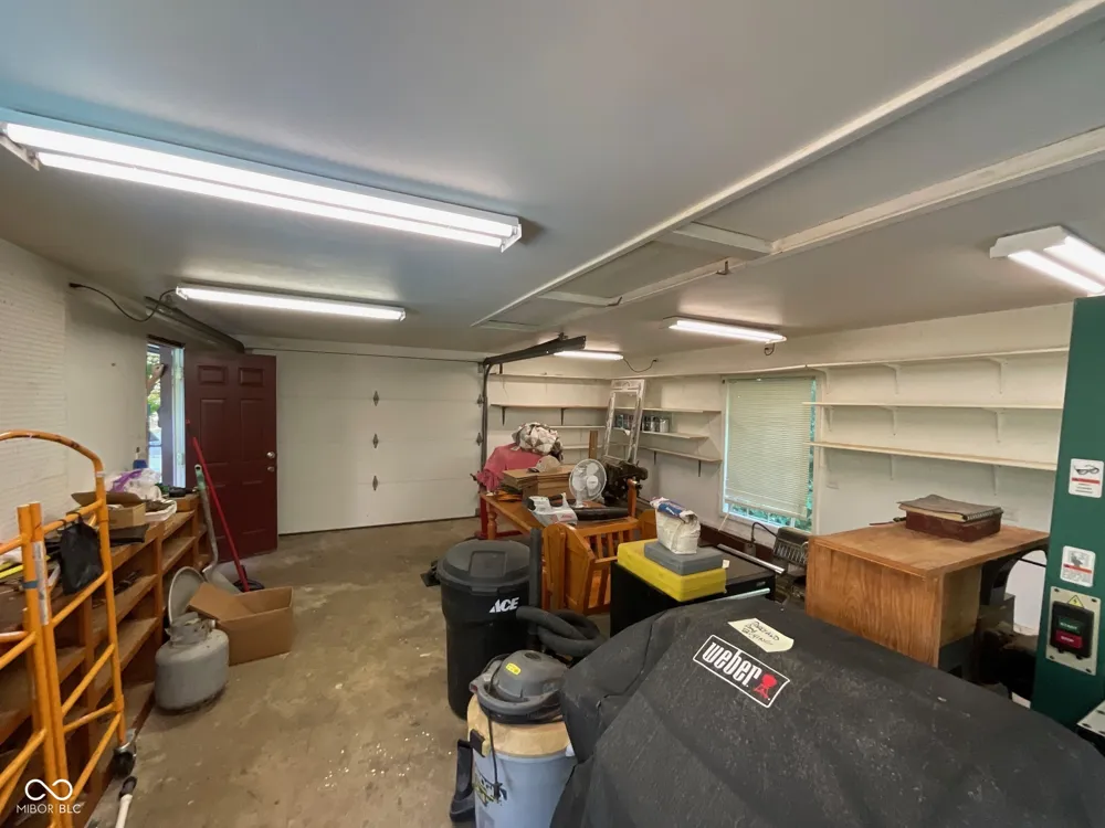 7906 E 240 S Rockville, IN 47872