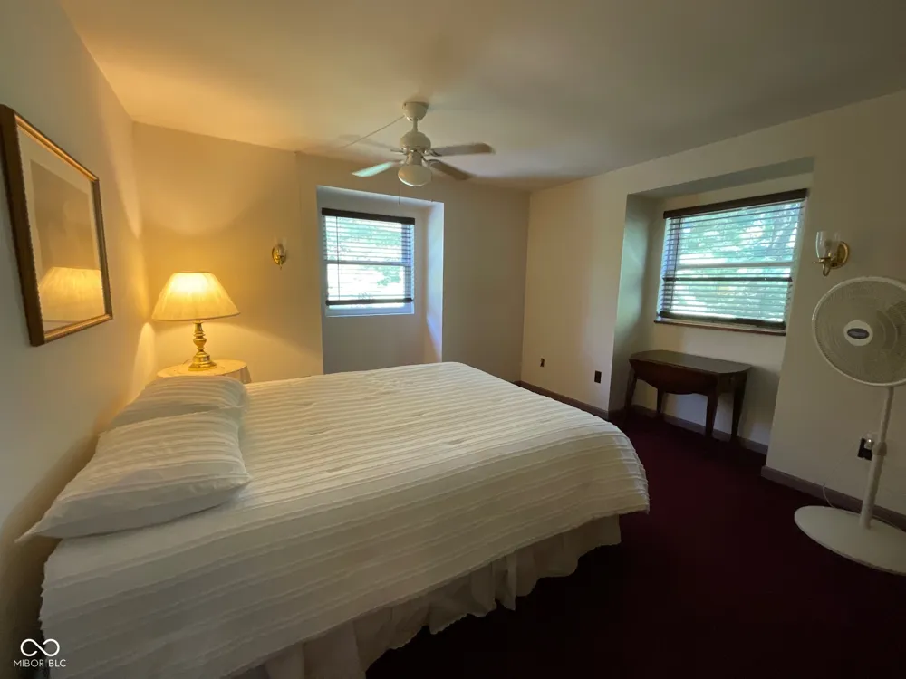 7906 E 240 S Rockville, IN 47872