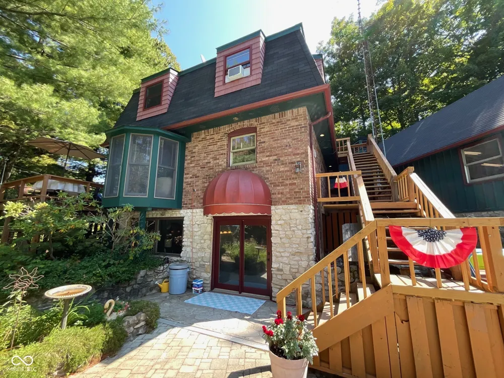 7906 E 240 S Rockville, IN 47872