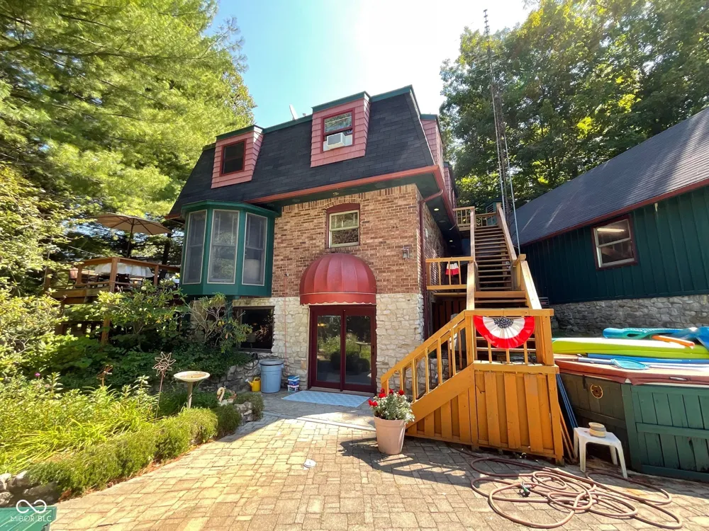 7906 E 240 S Rockville, IN 47872