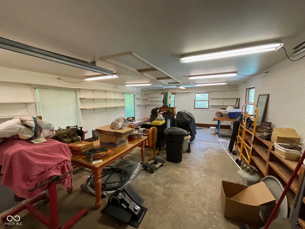 7906 E 240 S Rockville, IN 47872