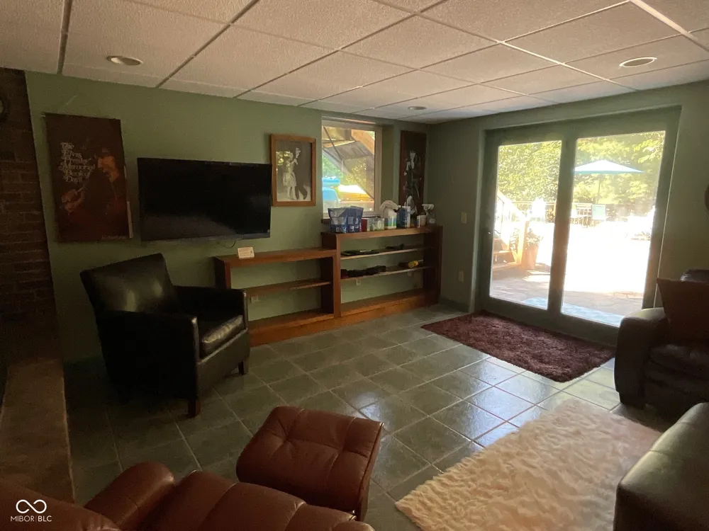 7906 E 240 S Rockville, IN 47872