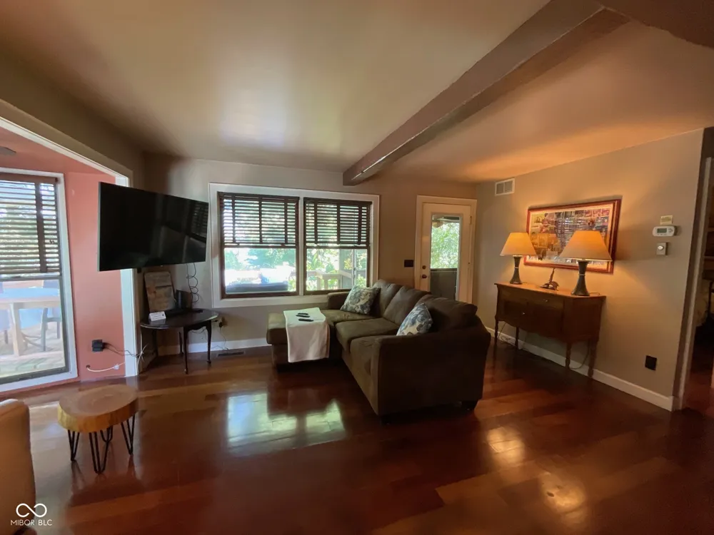 7906 E 240 S Rockville, IN 47872