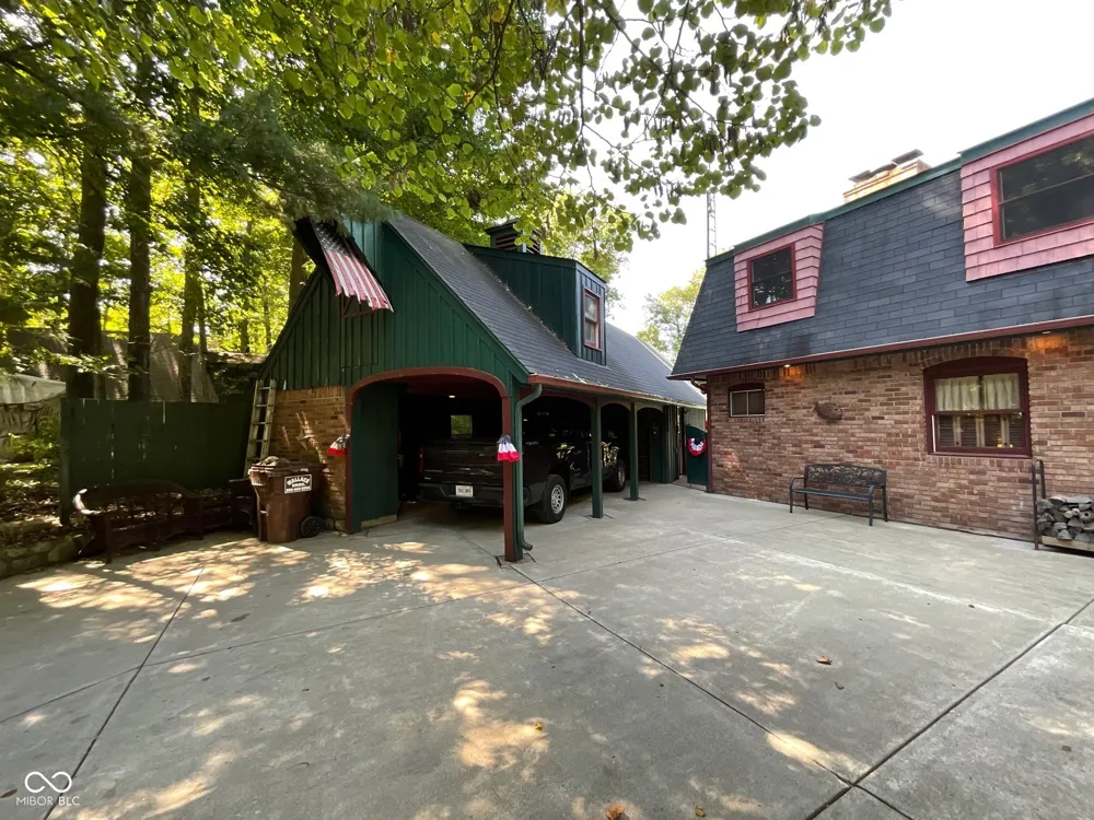 7906 E 240 S Rockville, IN 47872