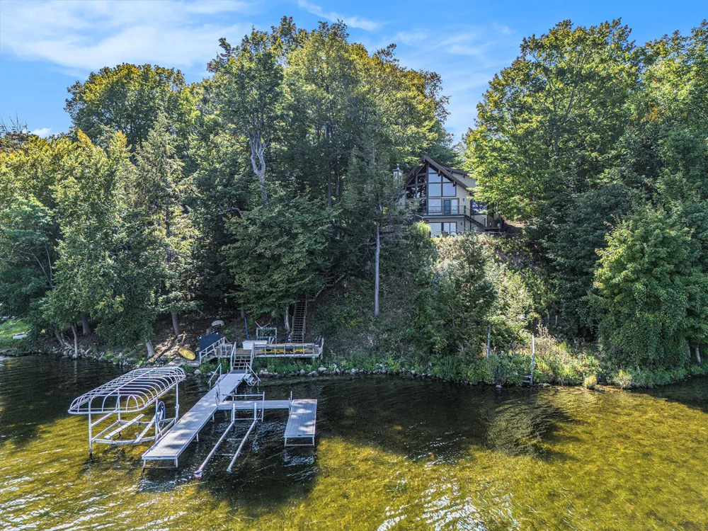 6218 Loggers Lane Ludington, MI 49431