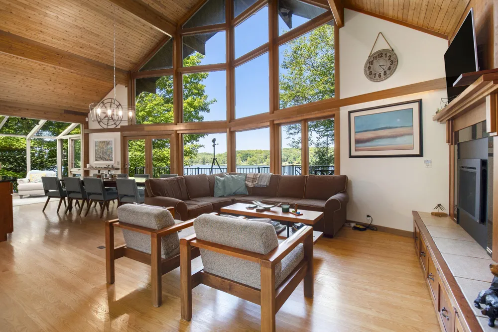 6218 Loggers Lane Ludington, MI 49431