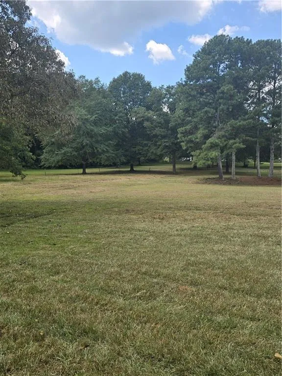 4462 Lee Road Snellville, GA 30039