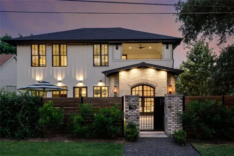 901 Wayside Drive