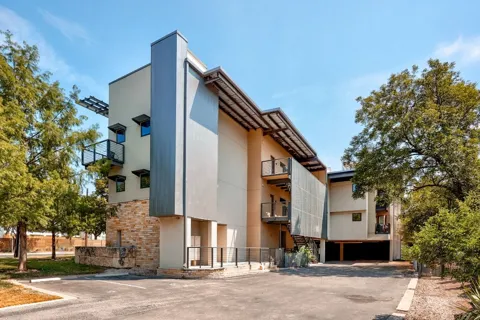 1603 Enfield Road #211