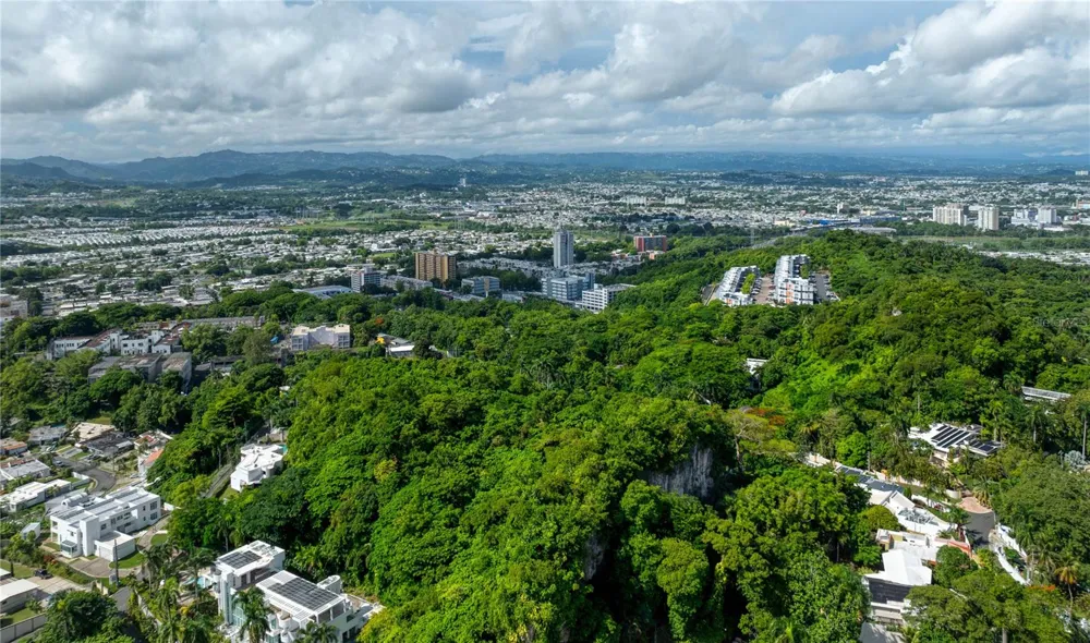 Lot E 502 TINTILLO STREET Guaynabo, PR 00966