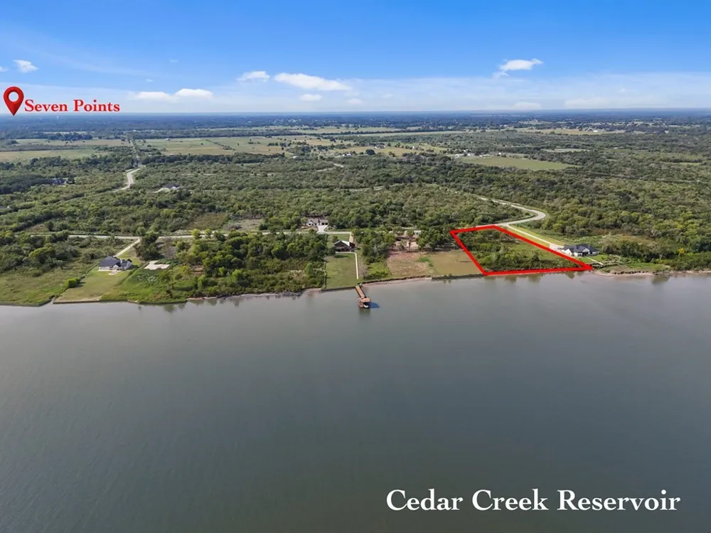9277 W Shoreline Drive Kemp, TX 75143