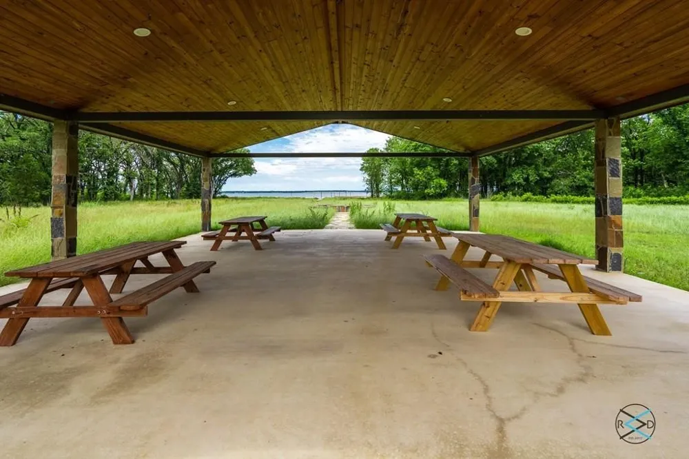 9277 W Shoreline Drive Kemp, TX 75143