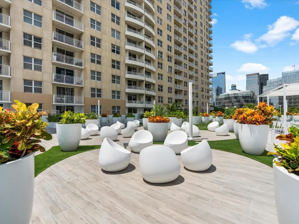770 Claughton Island Dr #701 Miami, FL 33131