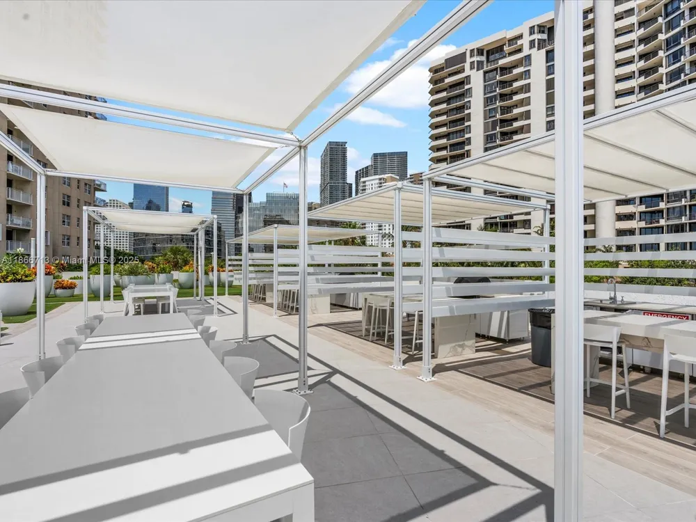 770 Claughton Island Dr #701 Miami, FL 33131