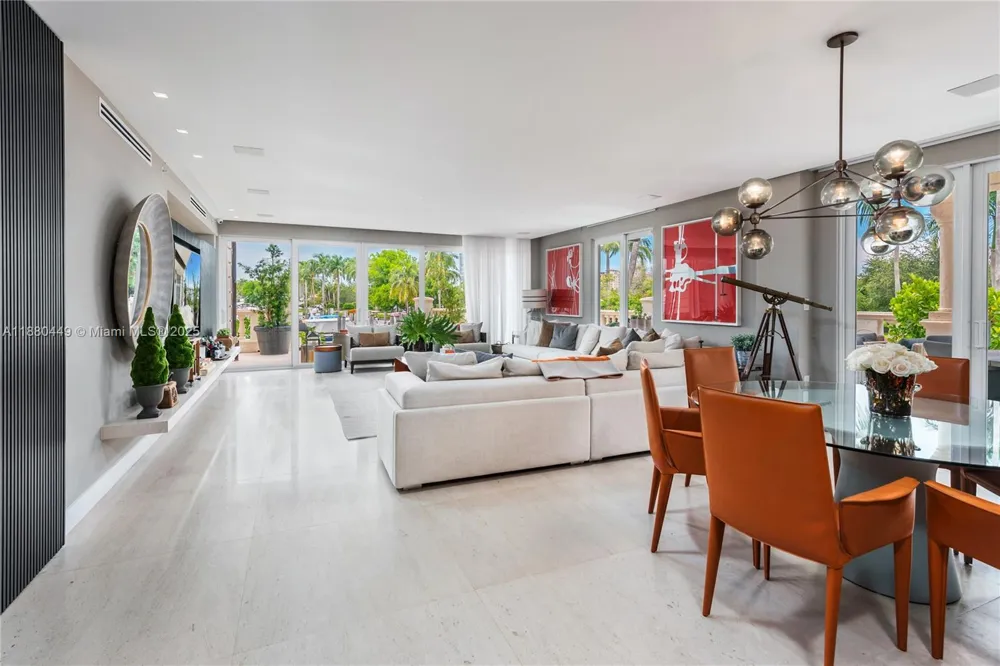 2514 Fisher Island Dr #6104 Miami Beach, FL 33109