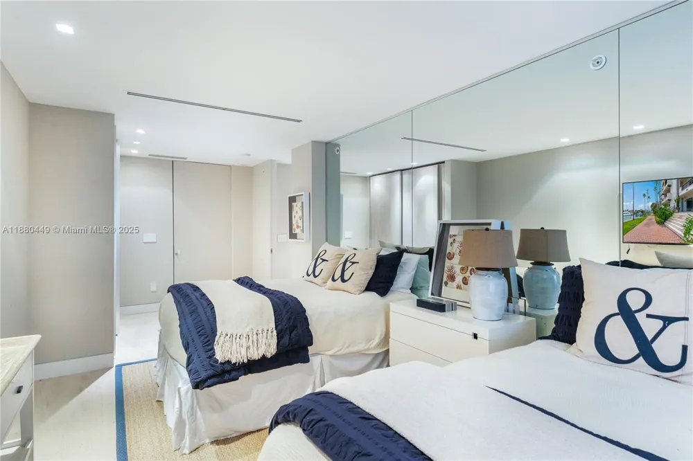 2514 Fisher Island Dr #6104 Miami Beach, FL 33109