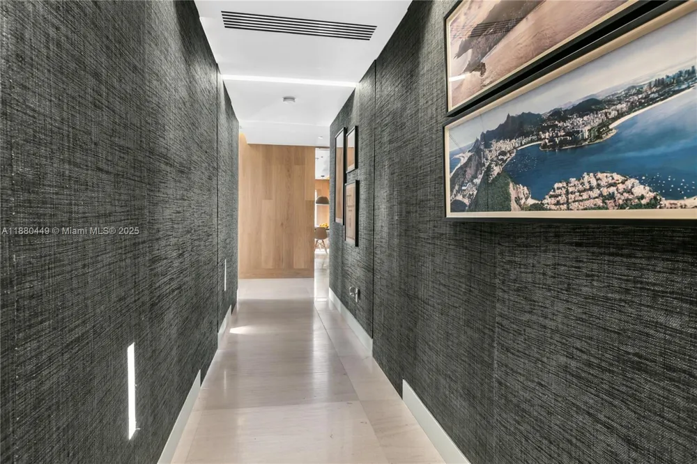 2514 Fisher Island Dr #6104 Miami Beach, FL 33109