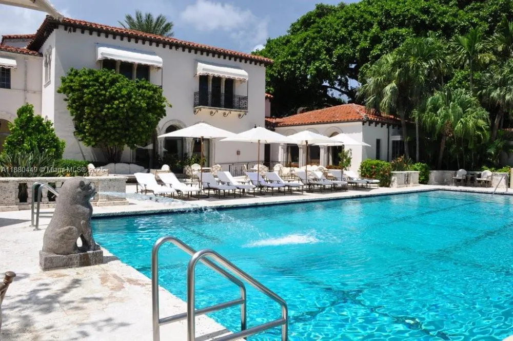 2514 Fisher Island Dr #6104 Miami Beach, FL 33109