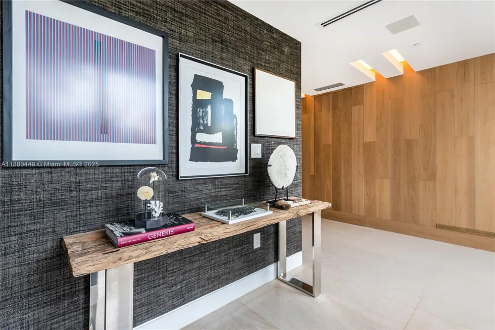 2514 Fisher Island Dr #6104 Miami Beach, FL 33109
