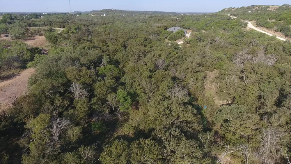 20 IH Santo, TX 76472
