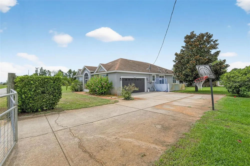 863 C F KINNEY ROAD Lake Wales, FL 33859