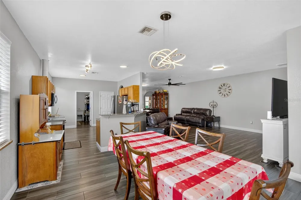 863 C F KINNEY ROAD Lake Wales, FL 33859
