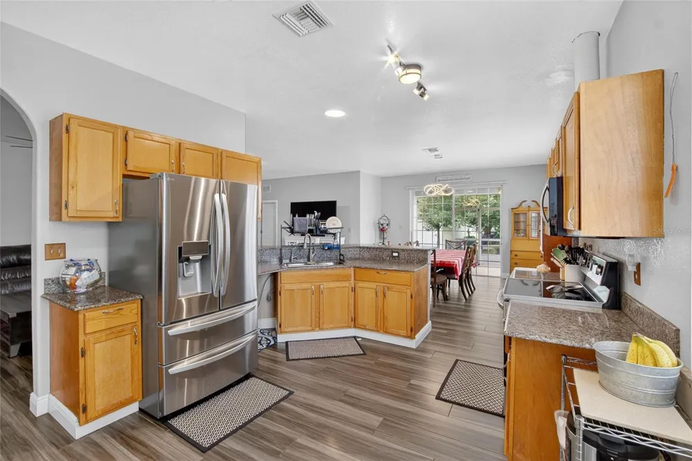863 C F KINNEY ROAD Lake Wales, FL 33859