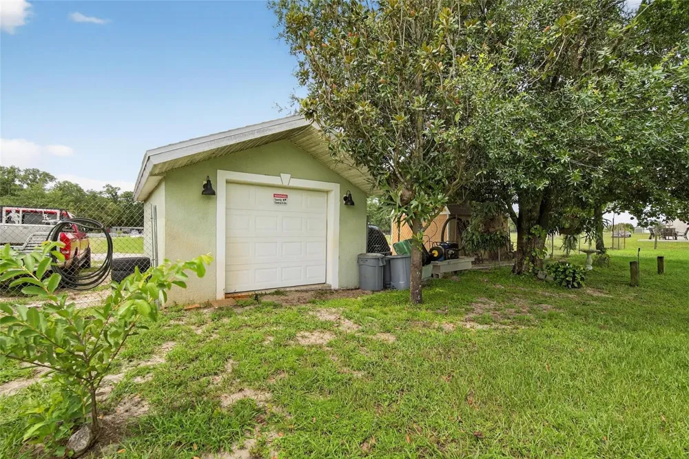 863 C F KINNEY ROAD Lake Wales, FL 33859