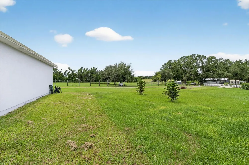 863 C F KINNEY ROAD Lake Wales, FL 33859
