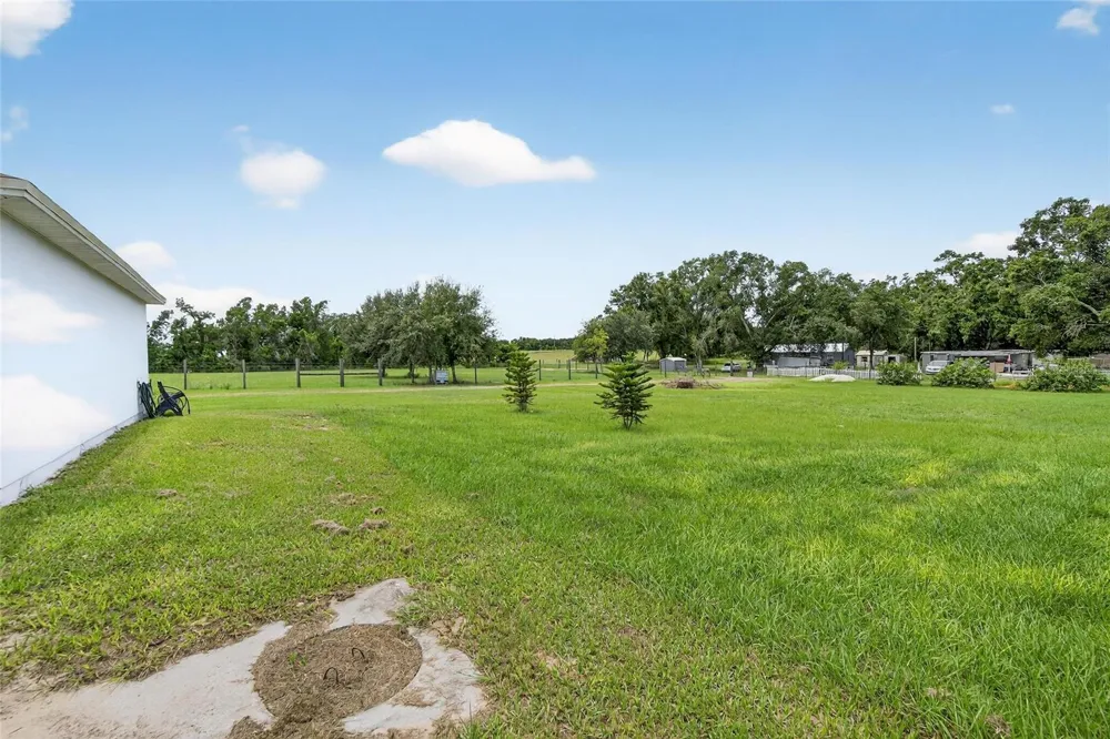 863 C F KINNEY ROAD Lake Wales, FL 33859