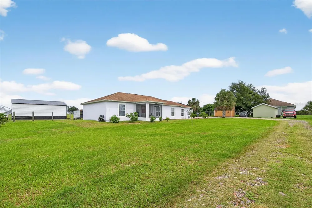 863 C F KINNEY ROAD Lake Wales, FL 33859