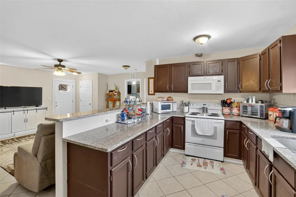 863 C F KINNEY ROAD Lake Wales, FL 33859