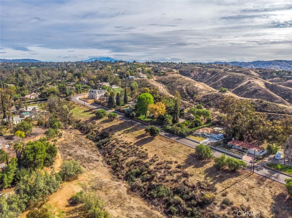 724 W Sunset Drive Redlands, CA 92373