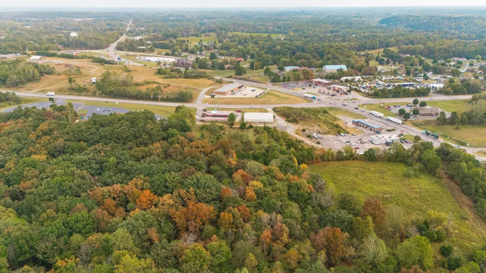 1112 New Highway 52 E Westmoreland, TN 37186