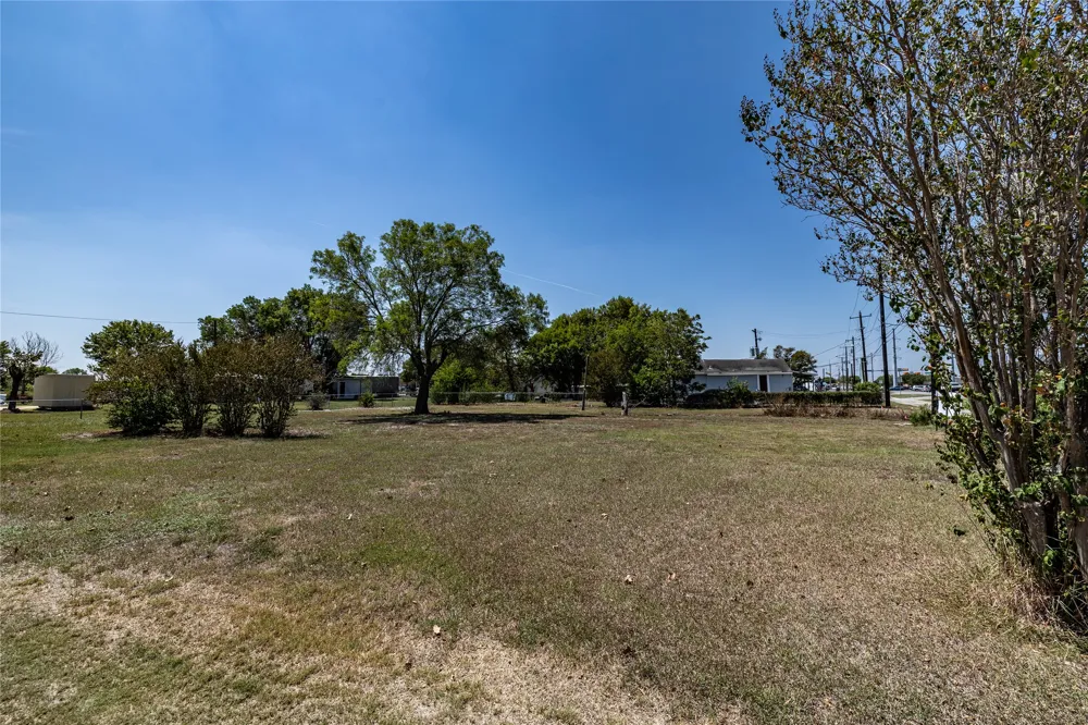 300 Blackjack Street Lockhart, TX 78644