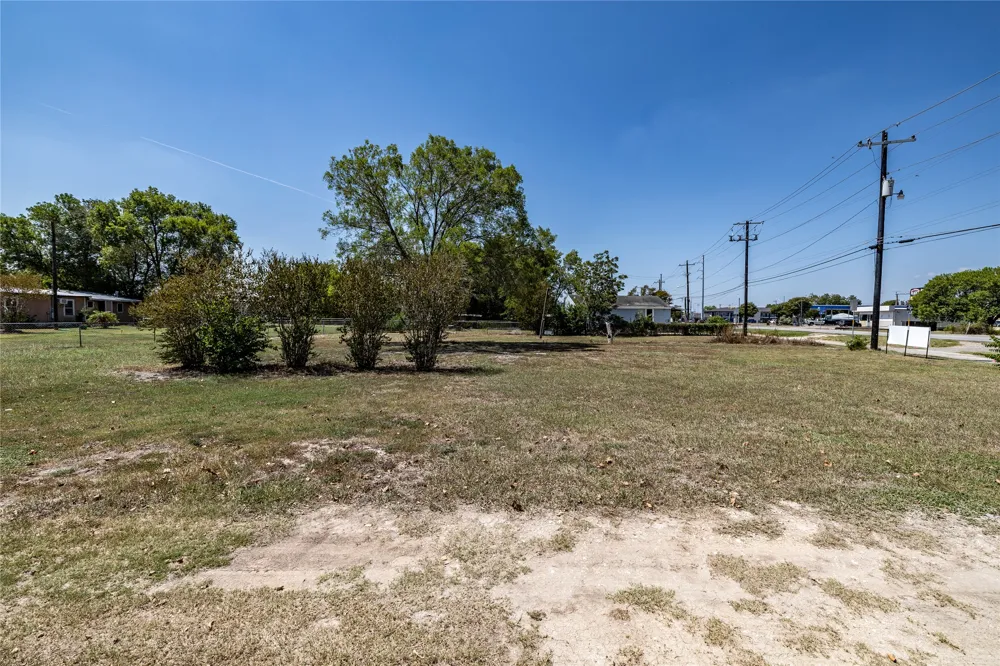 300 Blackjack Street Lockhart, TX 78644