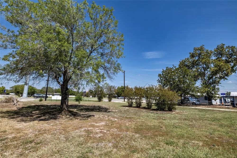 300 Blackjack Street Lockhart, TX 78644