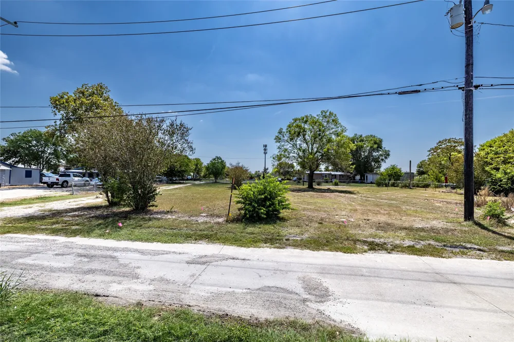 300 Blackjack Street Lockhart, TX 78644