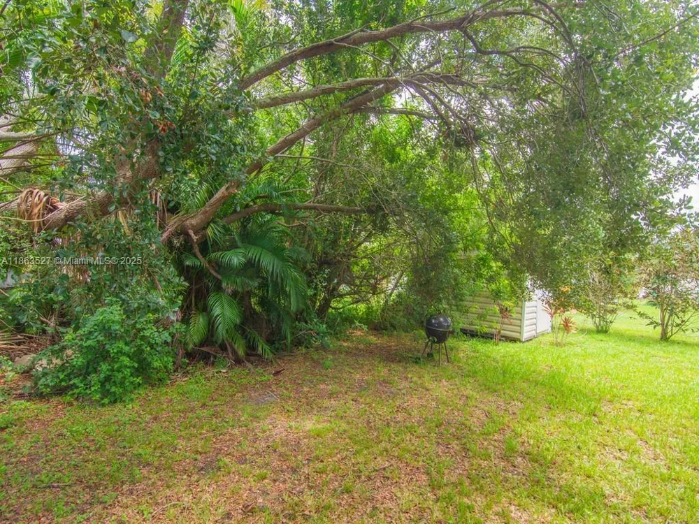 1650 5 Ave Vero Beach, FL 32960