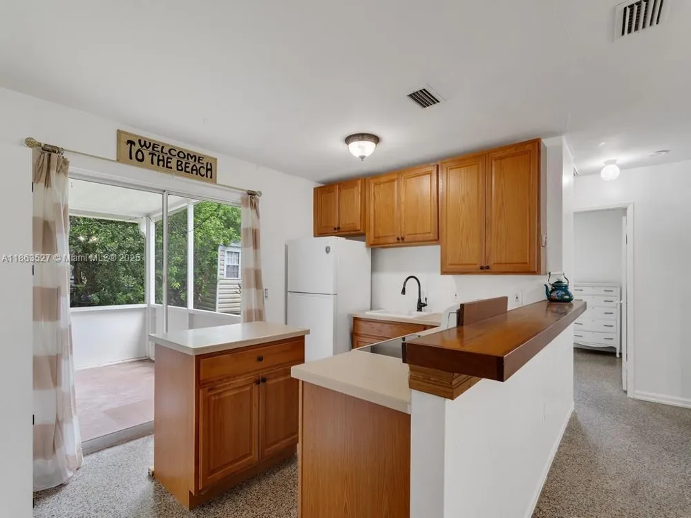 1650 5 Ave Vero Beach, FL 32960