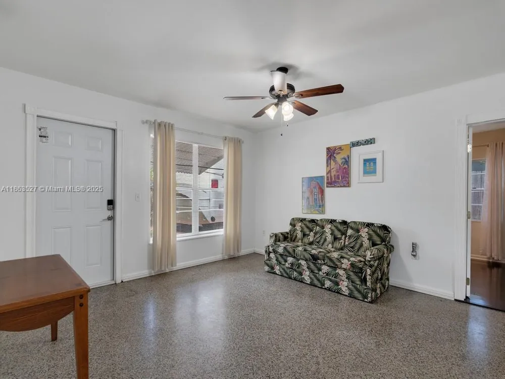 1650 5 Ave Vero Beach, FL 32960
